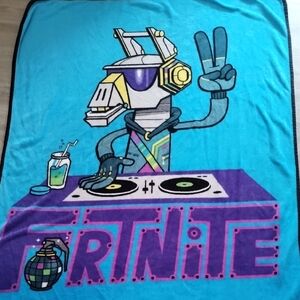 Fortnite DJ Llama Kids Blanket - Blue
